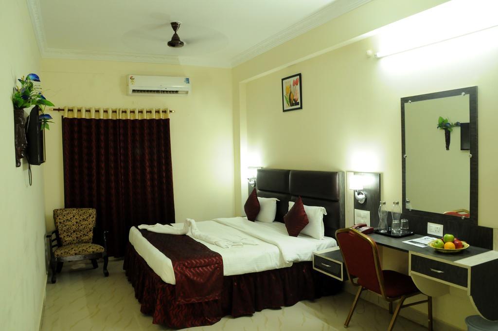 Vihas Inn Tirupati Kültér fotó