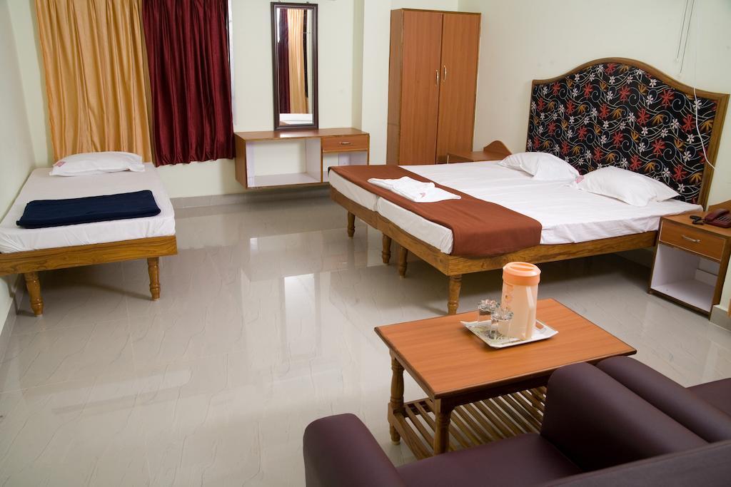 Vihas Inn Tirupati Kültér fotó